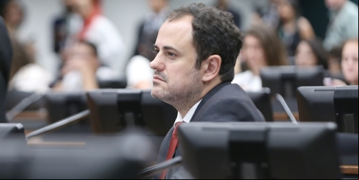 Relator da CCJC rejeita recurso de Glauber Braga (PSOL) contra decisão do Conselho de Ética para cassação; parecer ainda será votado