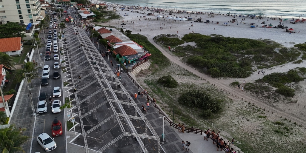 Estruturas para o evento já estão sendo montadas