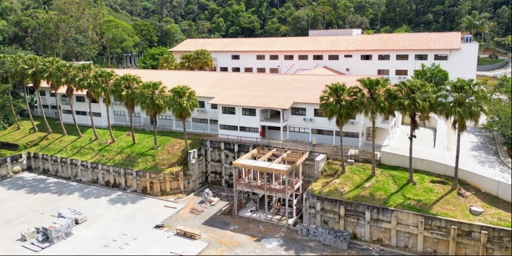 Secretário de Infraestrutura do RJ confirma entrega das obras do Hospital do Câncer de Friburgo para a próxima semana
