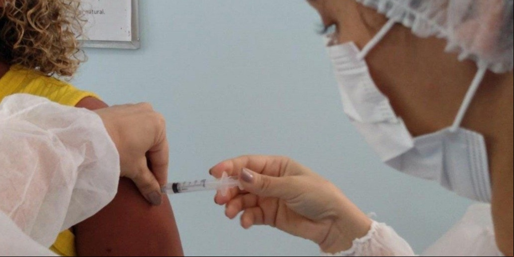 Dia D de vacinação contra gripe acontece neste sábado, 10, em várias cidades do Brasil