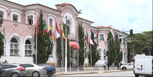 Projeto de reforma istrativa da prefeitura é encaminhado à Câmara de Friburgo; veja o que pode mudar