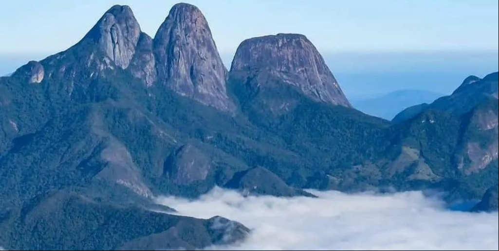 Parque Estadual dos Três Picos é referência para a prática de montanhismo